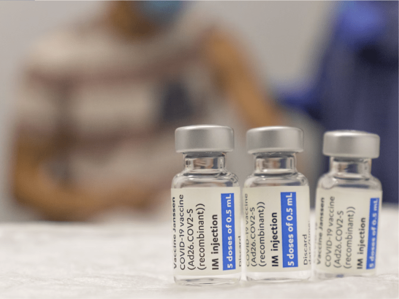 Mundo Covid 19: vacunación obligatoria